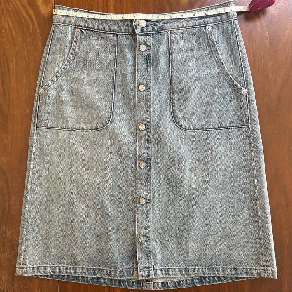 Daily Blue Denim Faye Skirt in Lake wash| size: M - Picture 8 of 13